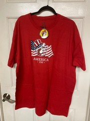 Buc-ees 250th Anniversary USA 4th of July 1776-2026 T-Shirt NWT Size 2X XXL