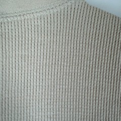 Pierre Cardin Medium Beige V-Neck Waffle Knit Short Sleeve T-Shirt Vtg Unisex