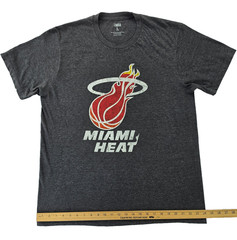 NBA Miami Heat Distressed Logo T-Shirt Heather Gray Large Soft Tri Blend Tee