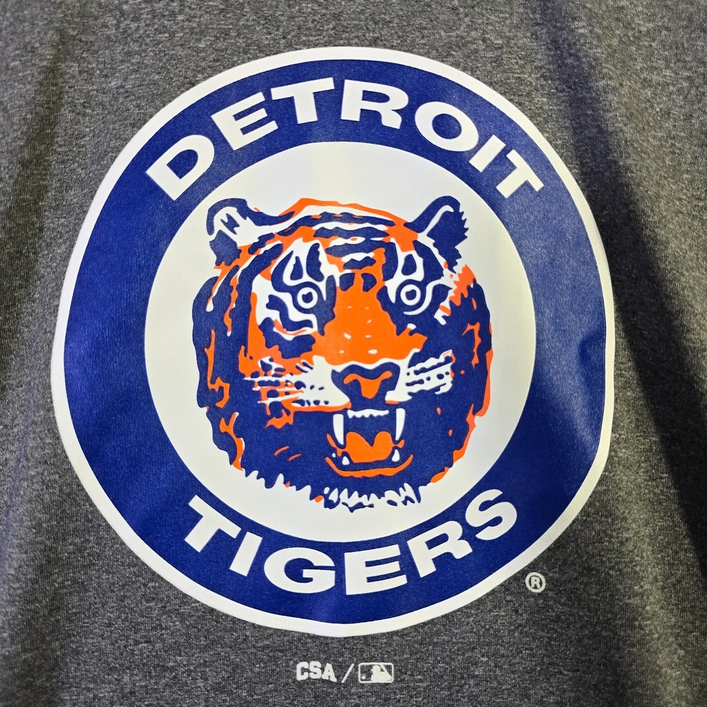 MLB Detroit Tigers Shirt Mens XL Gray Baseball Outdoor Sports Classic Retro NWT