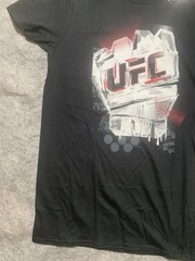 2021 UFC Mens the Glove T-shirt Officially Licensed Size Small Black New NWT