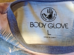 BODY GLOVE VTG. TSHIRT, CORAL & GRAY W/PALM TREES SILOUETTES, SZ L