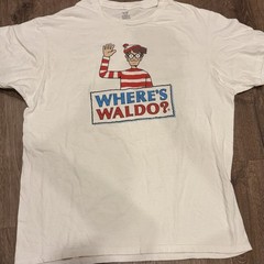 Where’s Waldo? Men’s White Graphic Print Crew Neck Short Sleeve Tee L/G