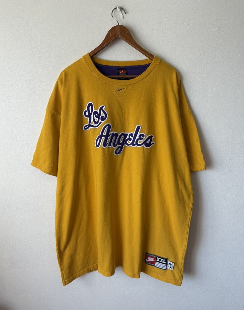 Vintage Nike Lakers Center Swoosh Heavyweight Embroidered Yellow T Shirt XXL