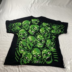 Liquid Blue Men’s 2XL Green Skulls T-Shirt 2017 NEW