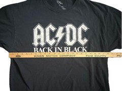 AC/DC Back in Black Men’s XL T-Shirt Classic Rock Band Tee Black Short Sleeve