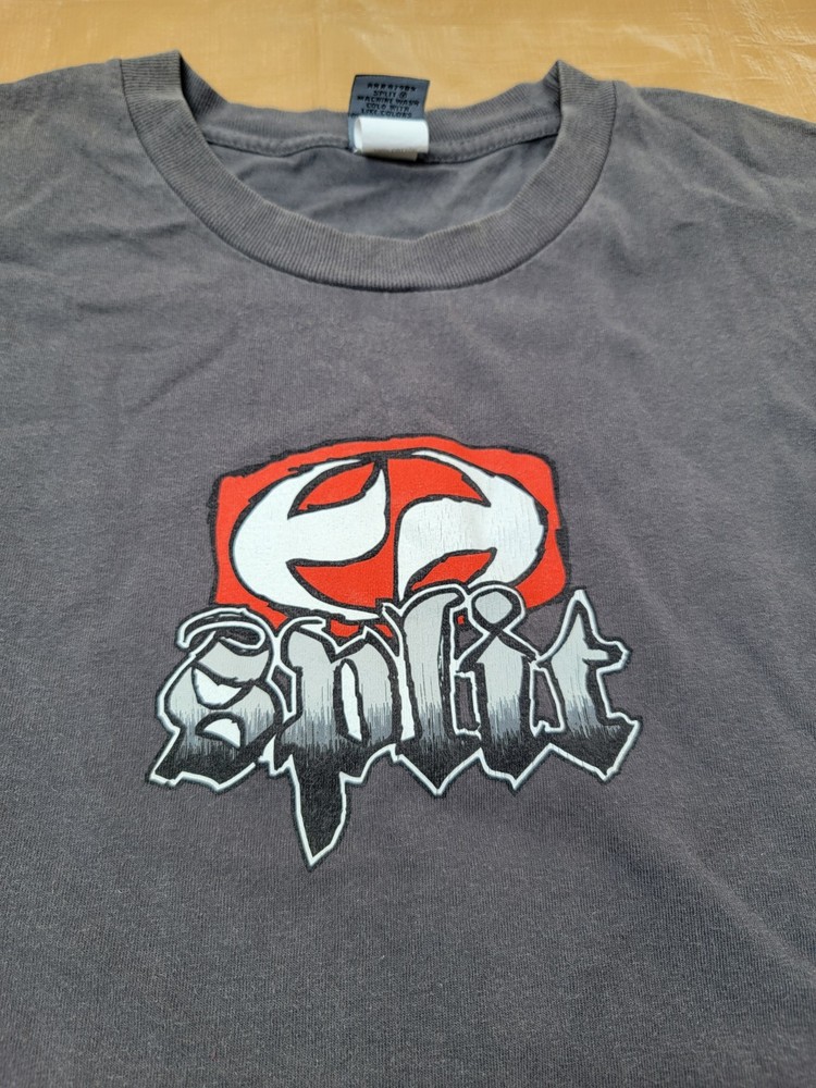 Vintage Split Skateboard T Shirt Mens XLarge Gray Logo Spell Out Y2K