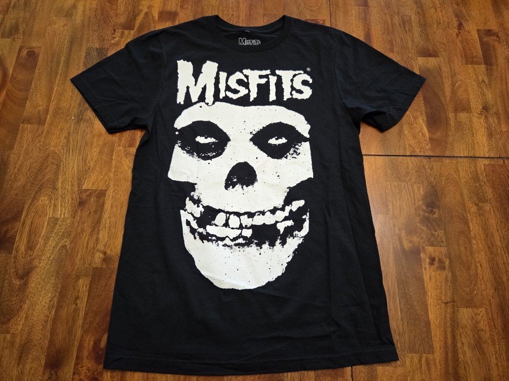 NWOT Misfits Rock Band Classic Skull Logo Men’s Black T-Shirt Small
