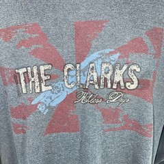 The Clarks Shirt Men Medium Restless Days Long Sleeve Crew Neck Gray Gildan Tag