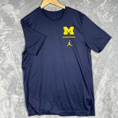 Nike Jordan Michigan Wolverines Dri-FIT T-Shirt Mens M Navy Blue Jumpman NWOT