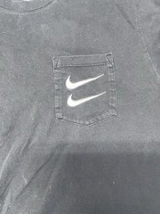 Nike Embroidered Double Swoosh Pocket Tee Men’s Size Medium Black