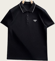 Prada Men’s black round-neck short-sleeved shirt