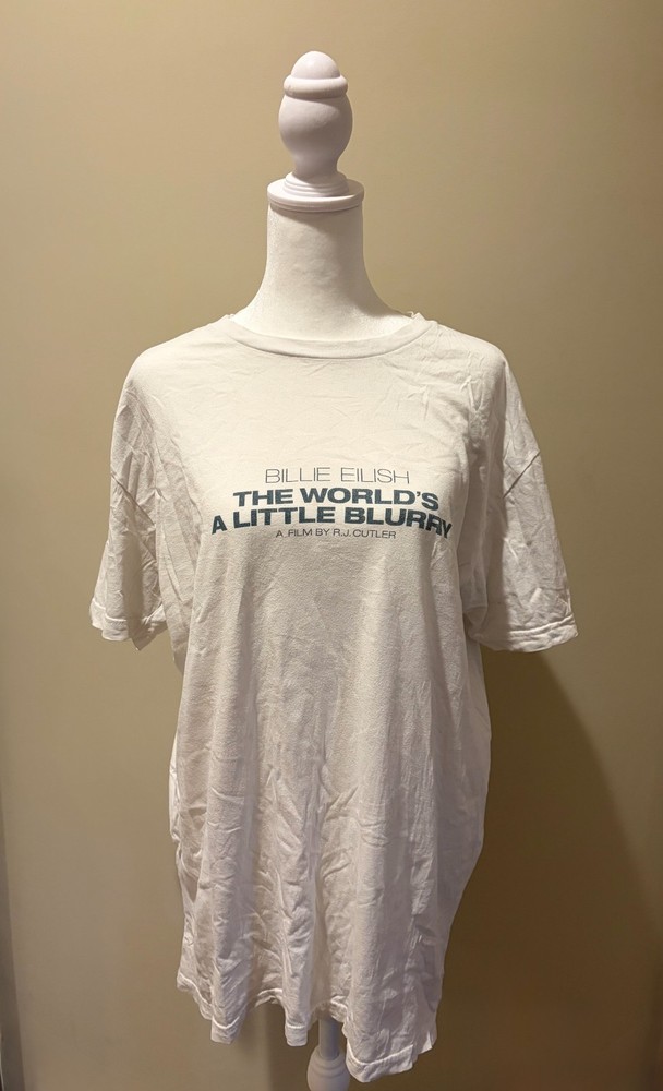 Billie Eilish The World’s a Little Blurry Documentary Film Apple TV+ T-Shirt L