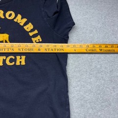 Abercrombie & Fitch Mens Muscle Fit T-Shirt Navy Blue Yellow Logo Moose Large