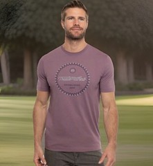 TRAVIS MATHEW T-Shirt Mens Medium Mauve Short Sleeve Crew Neck Logo SOFT Cotton