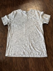 Men’s Company 81 Heather Gray And Red V Neck T Shirts Size XL