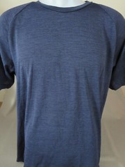 New Uniqlo Blue T-Shirt Short Sleeved Breathable Vented Quick Drying Size XL
