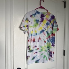 Hanes -Red Yellow Blue Tie Dye -Hippie T-Shirt -Hand Dyed Size S – Never Worn