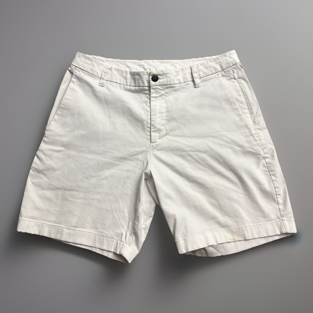 Lululemon Men’s Size L White ABC Chino Shorts Flat Front Cuffed Casual