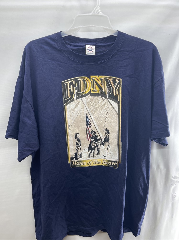 Vintage September 11th FDNY NYPD Tribute T Shirt Home Of The Brave 9/11 2XL New