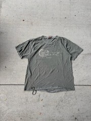 District Threads Taj Mahal A Lifetime in the Making Graphic T-Shirt (distress fe