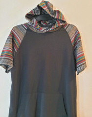 Beautiful Giant Men’s Short Sleeve Hoodie Black with Aztec Design Size Medium