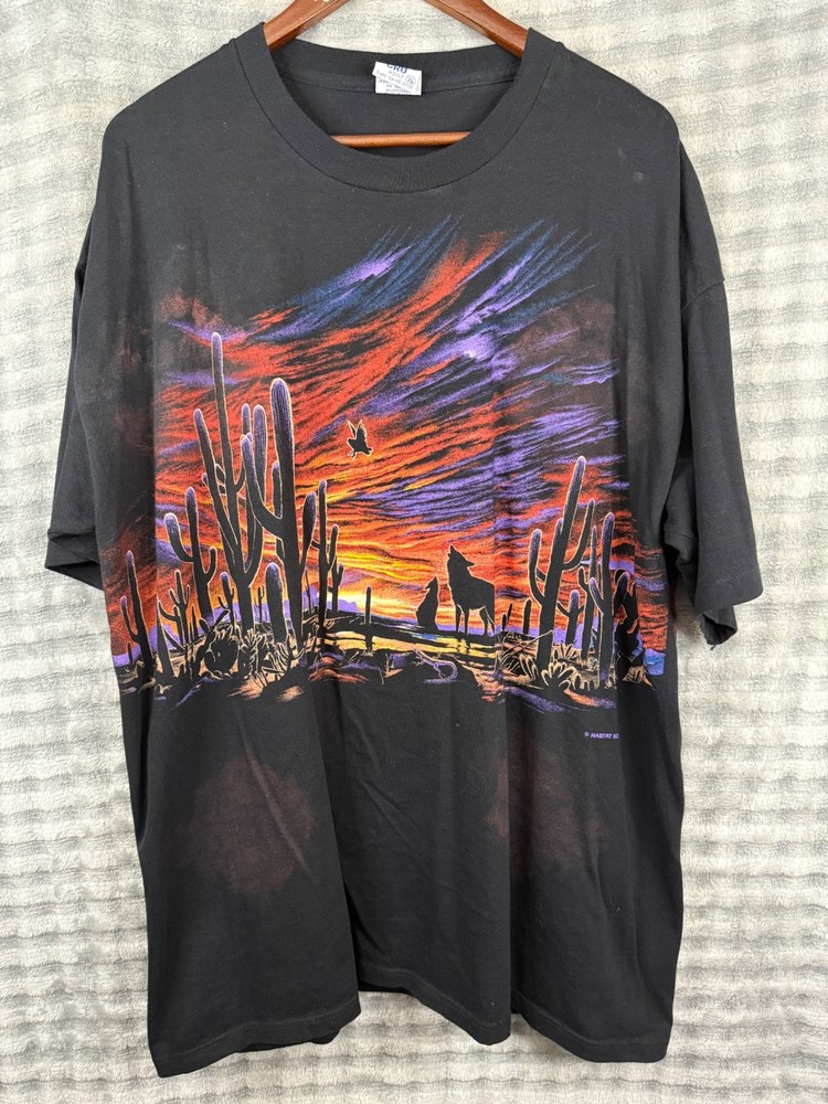 VTG Cal Cru T-Shirt Mens XL Black Desert Sunset Wolf Cactus Graphic Habitat XCIV