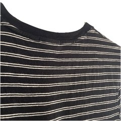 vans off the wall medium black tshirt stripped white soft material