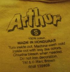 Unisex Small Arthur Yellow Tie Dye Hugs Not Drugs Graphic T Shirt
