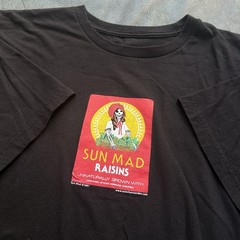 Ester Hernandez Sun Mad Raisins Unnaturally Grown Art Tee Graphic T-Shirt Large