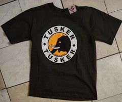TUSKER BEER size L olive green T-Shirt NEW Kenyan Breweries Made In Kenya Africa