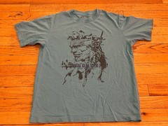 Metal Gear Archive UT MGS 2 Official T-Shirt Size S UNIQLO Solid Snake Raiden