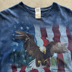 Delta Apparel Men’s XL Blue Cotton Knit Crew Neck USA Flag Bald Eagle T-Shirt