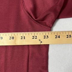 Vintage Burberry London T Shirt Men Burgundy Cotton Embroidered Logo