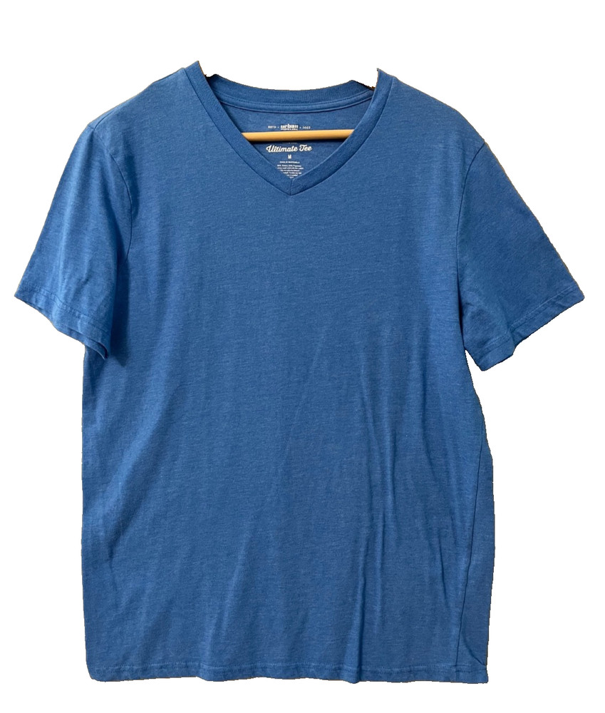 Urban Pipeline v-neck, short-sleeved Ultimate Tee shirt – Men’s size M
