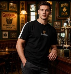Guinness Soccer Shirt Toucan-NEW LIMITED EDITION – World Cup – X-LG