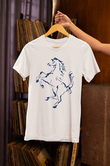Tee Shirt Prancing Horse Ferrari T-shirt Formula 1 Unisex White Chinoiserie Gift