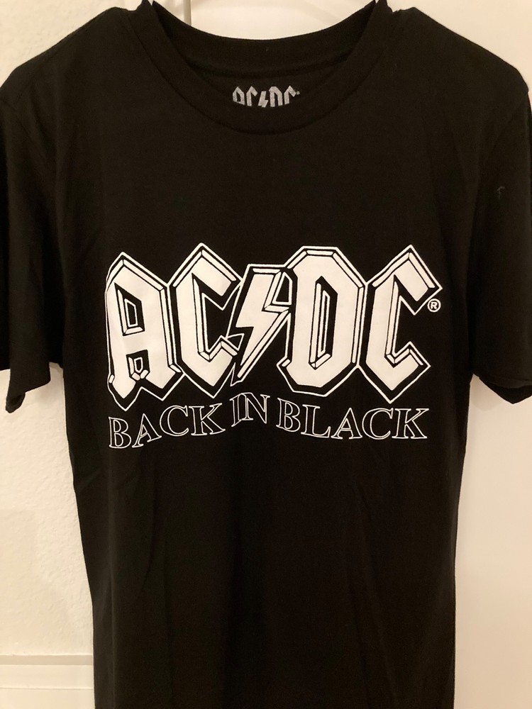 AC/DC Back in Black; Van Halen 1984; Motley Crue 85-86 Men’s (M) Medium T-shirts