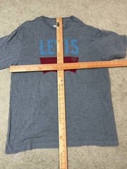 Levi’s Short Sleeve T-shirt – Size XXL – Gray And Red