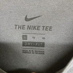 Nike Shirt Mens XL Gray Short Sleeve Wild Nike Swoosh Logo Sports Super Thin