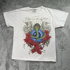 Vintage Y2K 2000’s Cobra EYE ON THE PRIZE T-shirt Fruit of The Loom Size Large
