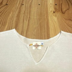 Two Moon Skipper Neck V-Neck Short Sleeve Sweatshirt Beige M 40/42