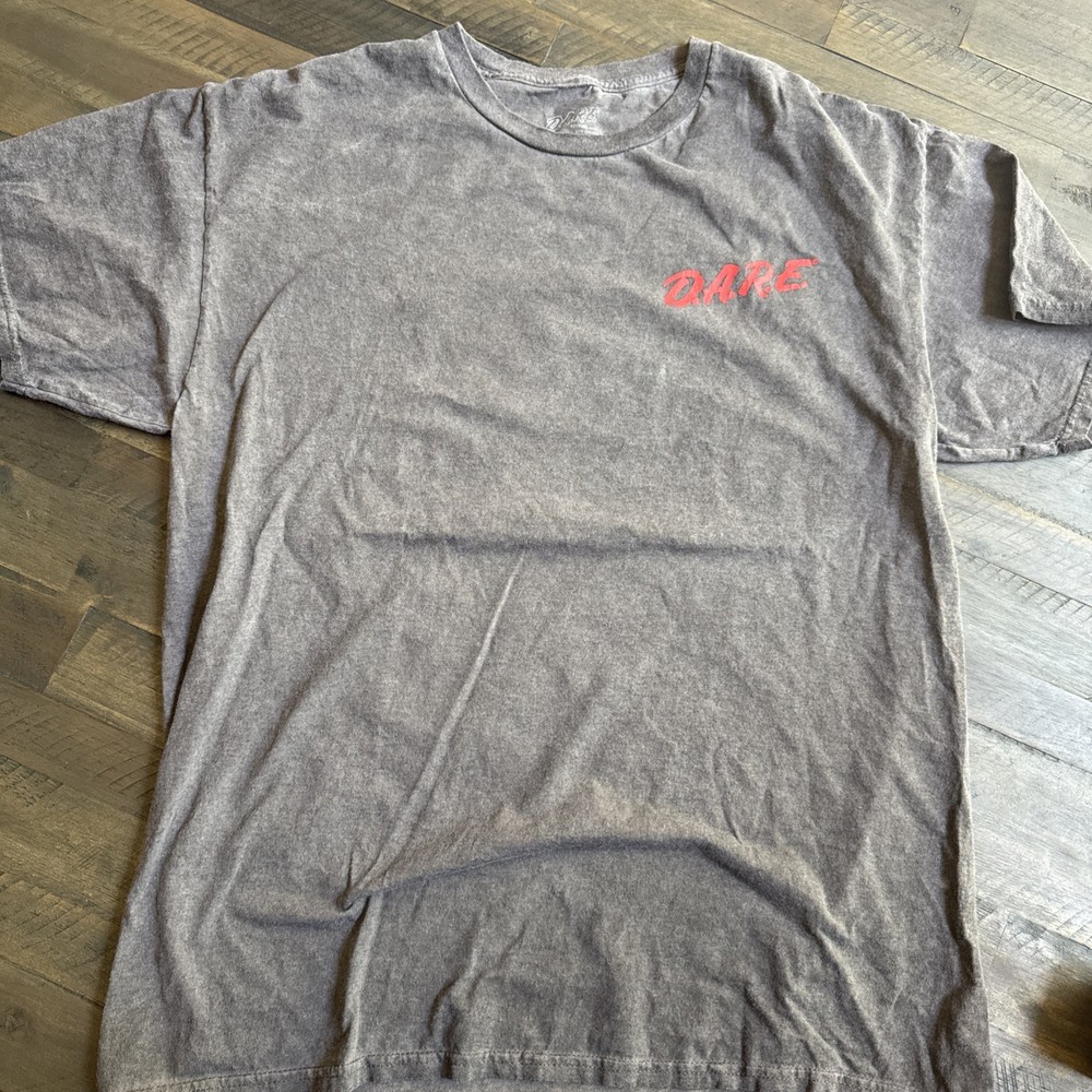 D.A.R.E. Nature Is My Drug Of Choice T Shirt Large Gray Fade Bear Graphic Cotton