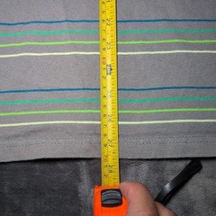 The Nike Tee Striped Men’s T-Shirt Size M Medium Embroidery Center Swoosh Logo