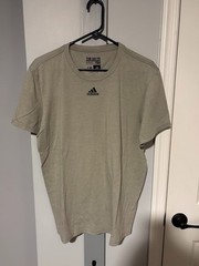 adidas The Go-To Performance Tee – Gray – Men’s Large
