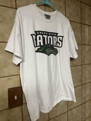 MV Sport Green River Gators T-shirt, Men’s XL Sports School University College
