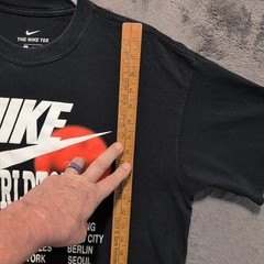 Nike Shirt Black M Graphic Limited Edition World Tour Oregon MOVE YOUR BODY Mens