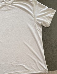 Tommy Bahama Men’s Off White/Beige Crew Neck Short Sleeve Logo Tee Cotton Knit L