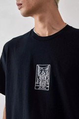URBAN OUTFITTERS Oversized Men’s T Shirt Size M Washed Black Justice Tarot Logo