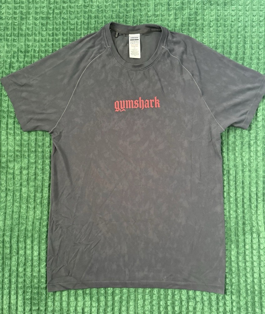 Gymshark Men’s Grunge Seamless T-Shirt Black Red Spell Out Logo Gym Tee Size L